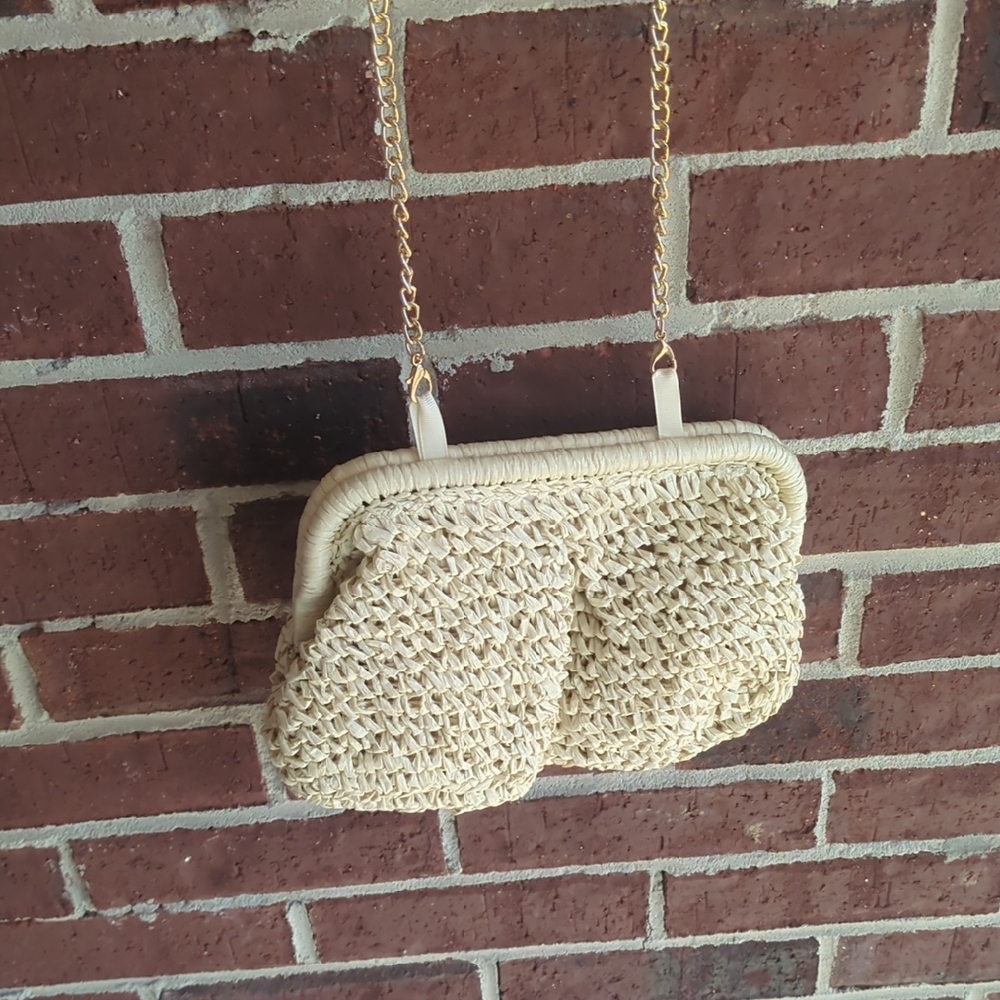 Elegant Cream Woven Shoulder Bag